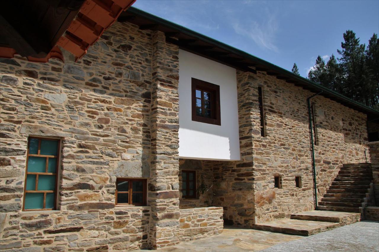 Bed and Breakfast O Casario Mirandela Exterior foto