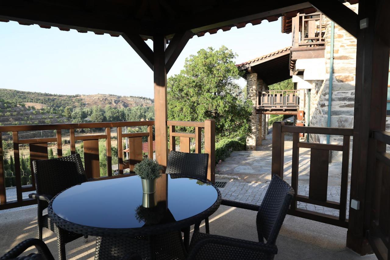 Bed and Breakfast O Casario Mirandela Exterior foto
